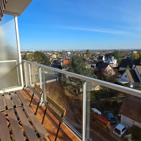 Le Haie Vigné * Caen